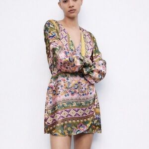 Zara Satin Effect Floral Print Mini Dress Small Printed V-Neck